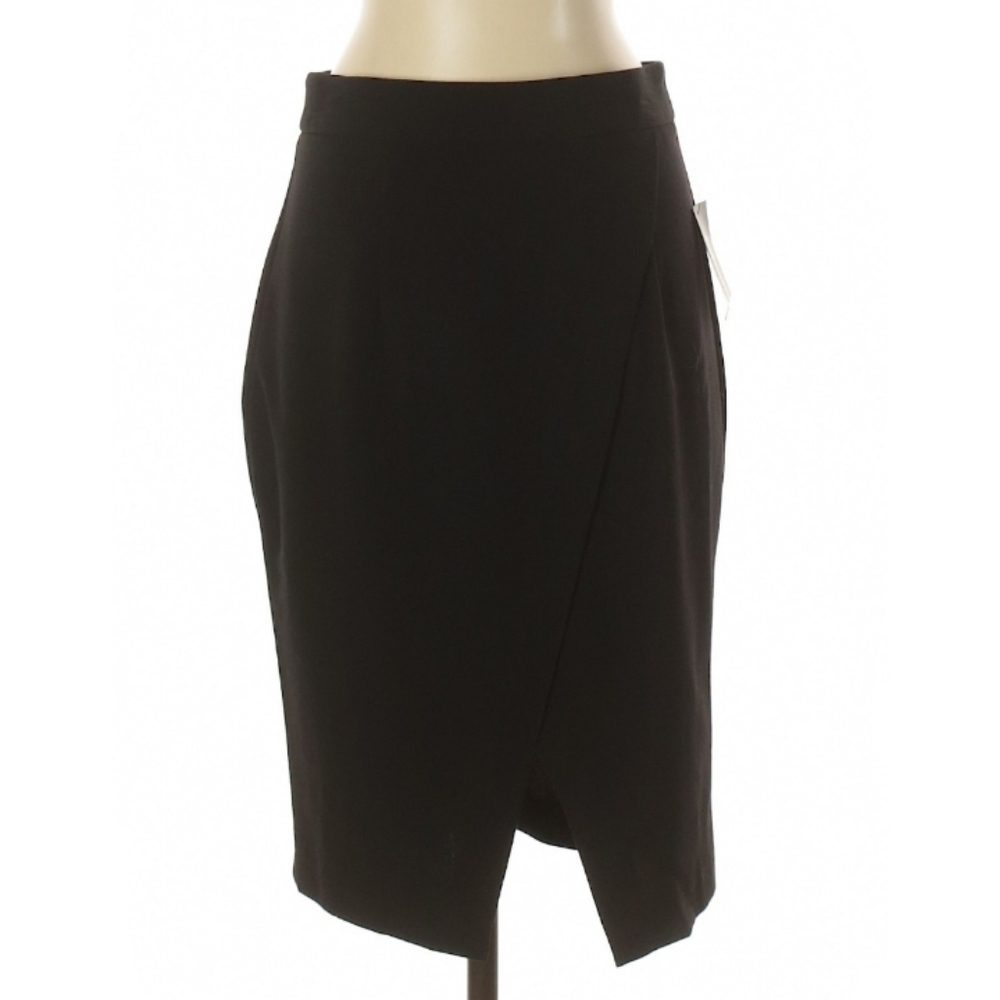 Iz Byer Skirt, Size 3, NWT, Black